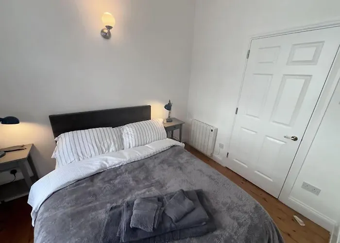 Stylish 2 Bedroom 2 דבלין